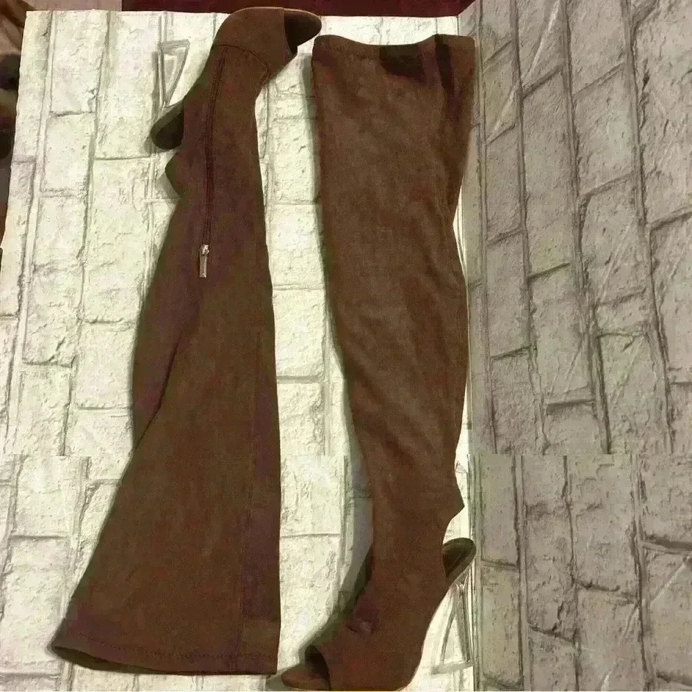NWOT Cape Robbin Over the Knee Tight High Brown Faux Suede Boots Size 6.5